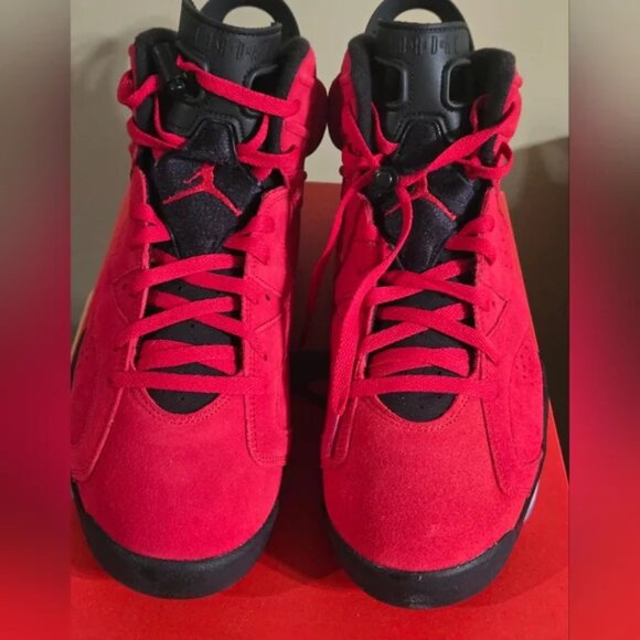 Mens JORDAN RETRO 6 RAGING BULLS Size 13, Never Worn - Picture 1 of 7